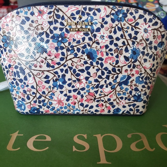 kate spade Handbags - 🎉NWOT Kate spade small Abalene🎉